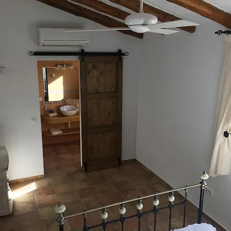 Guest house La Finca Listonero Turre