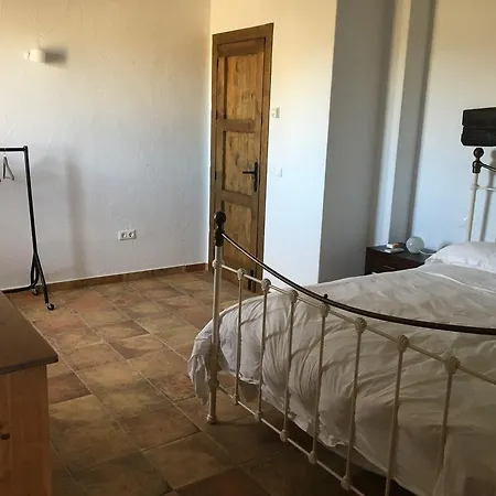 Guest house La Finca Listonero 2*