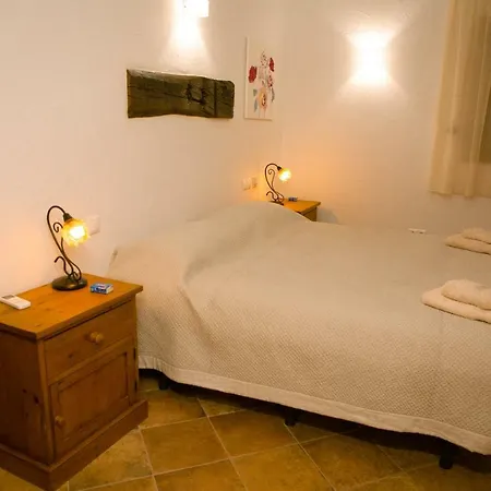 Guest house La Finca Listonero 2*