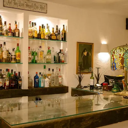 La Finca Listonero 2*