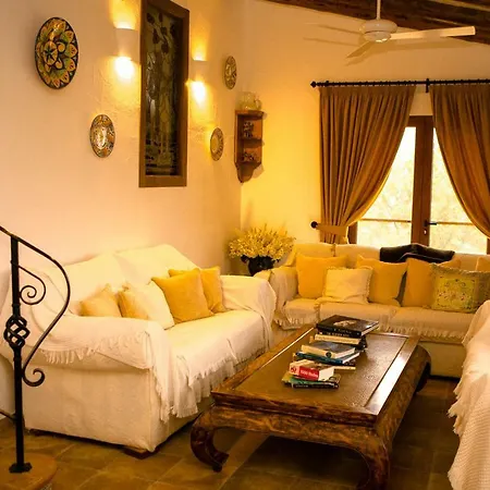 Guest house La Finca Listonero