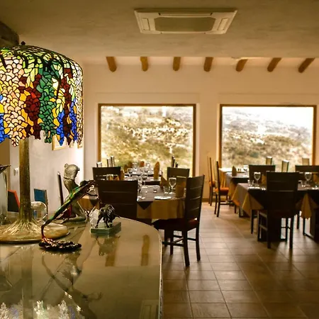 Guest house La Finca Listonero